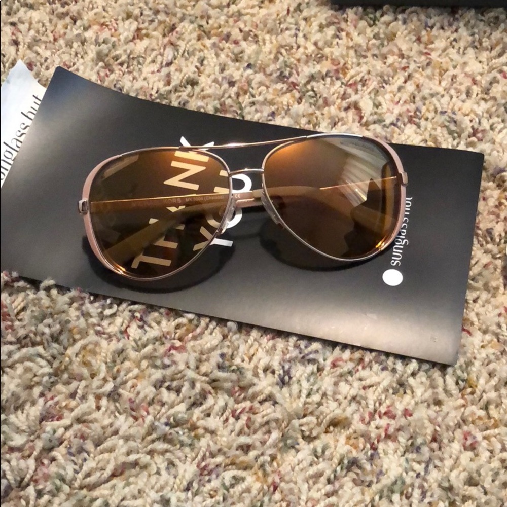 Michael Kors sunglasses- Chelsea aviator Rose gold